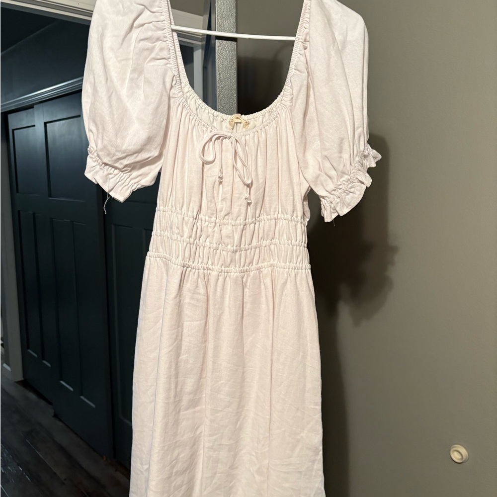 Elegant White Puff Sleeve Dress